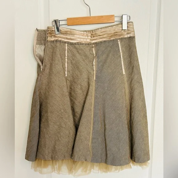 Beige tweed skirt online